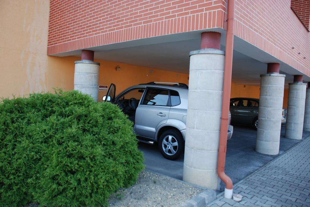 Apartamento Római Apartmanház Hévíz Habitación foto